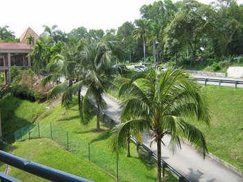 Paradise Lagoon Pangsapuri *